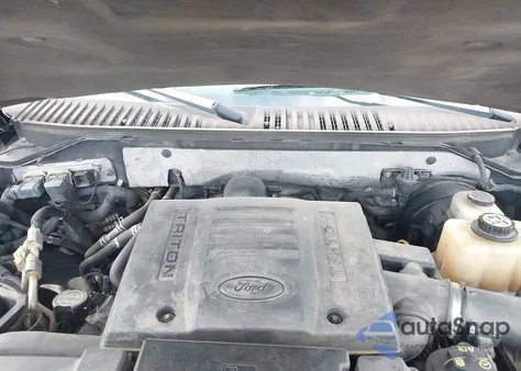 2007 Ford Expedition Xlt из США, поврежденный, VIN 1FMFU16577LA09855